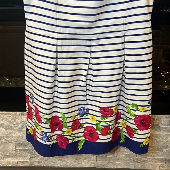 Chaps Navy and White striped A-Line floral Dress size 12 - Picture 4 of 10